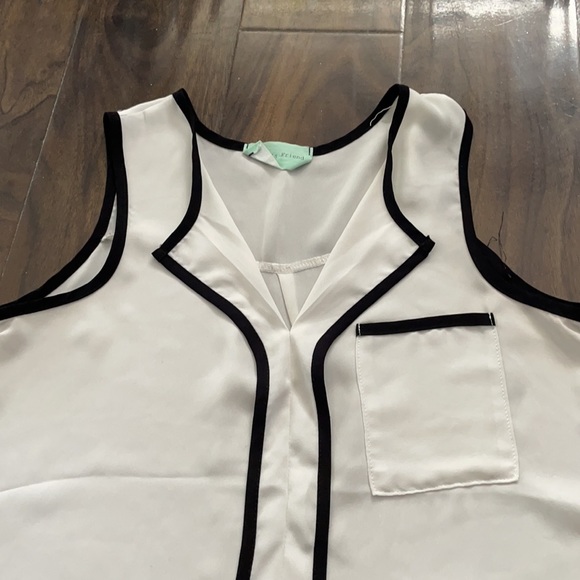 George’s Friend Black + White Chiffon Tank Top - Picture 2 of 14